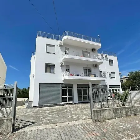 Alma By Apartament Orikum